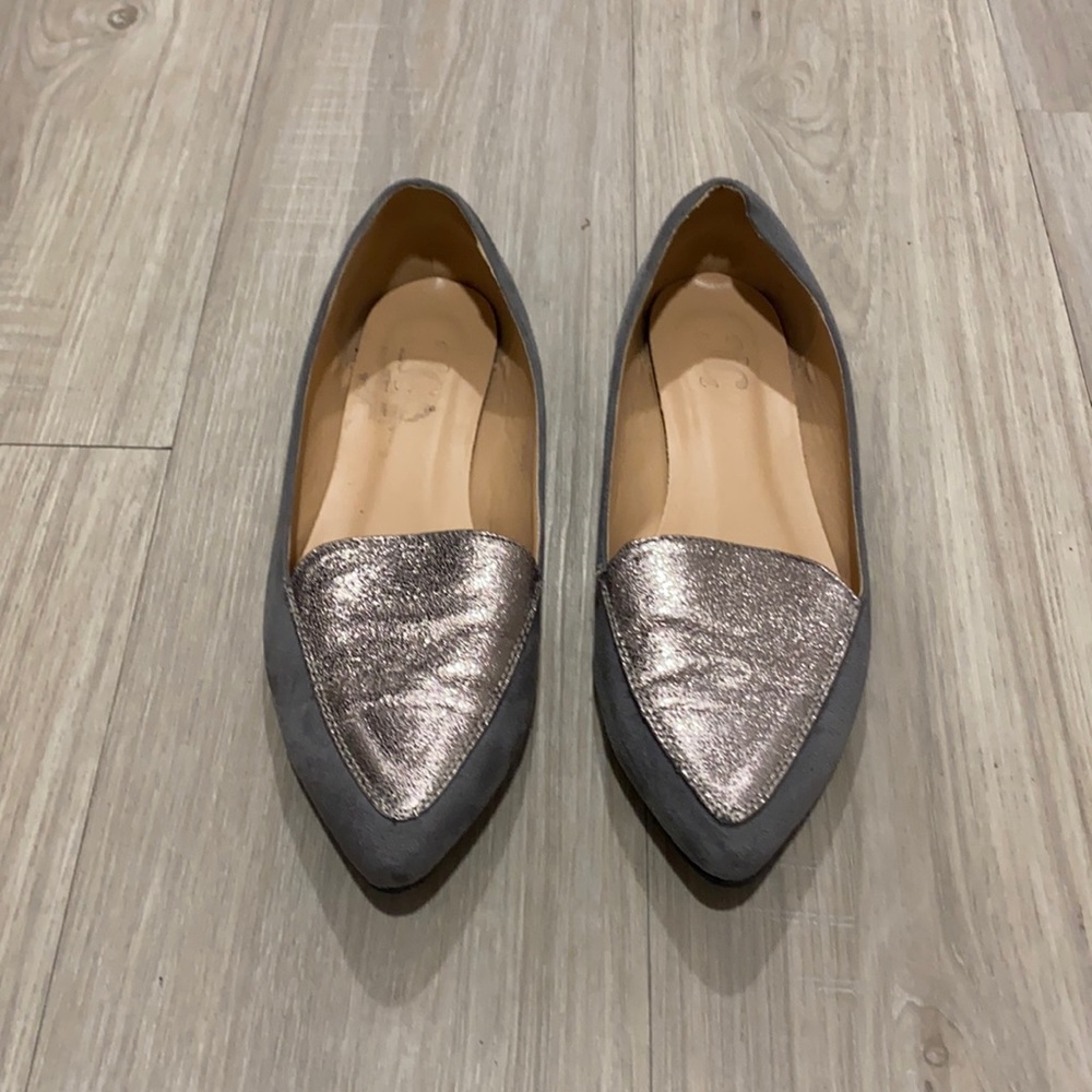 Metallic and suede gray flats